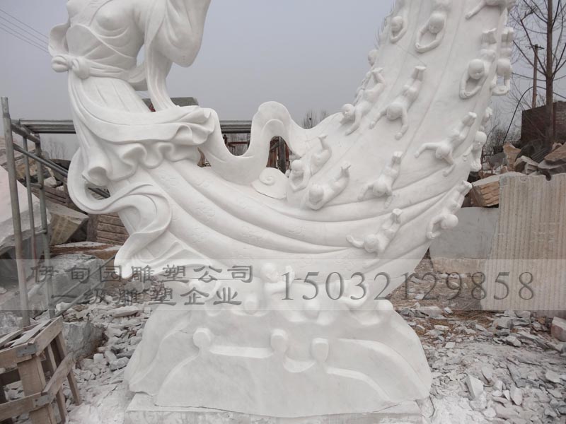 女?huà)z造人 (7).jpg